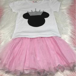 Beautiful toddlers girls Minnie Mouse 2Pcs Outfit size 2T