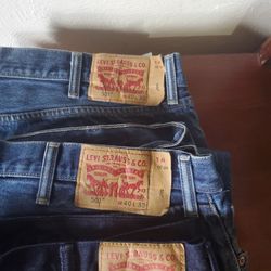 Levis