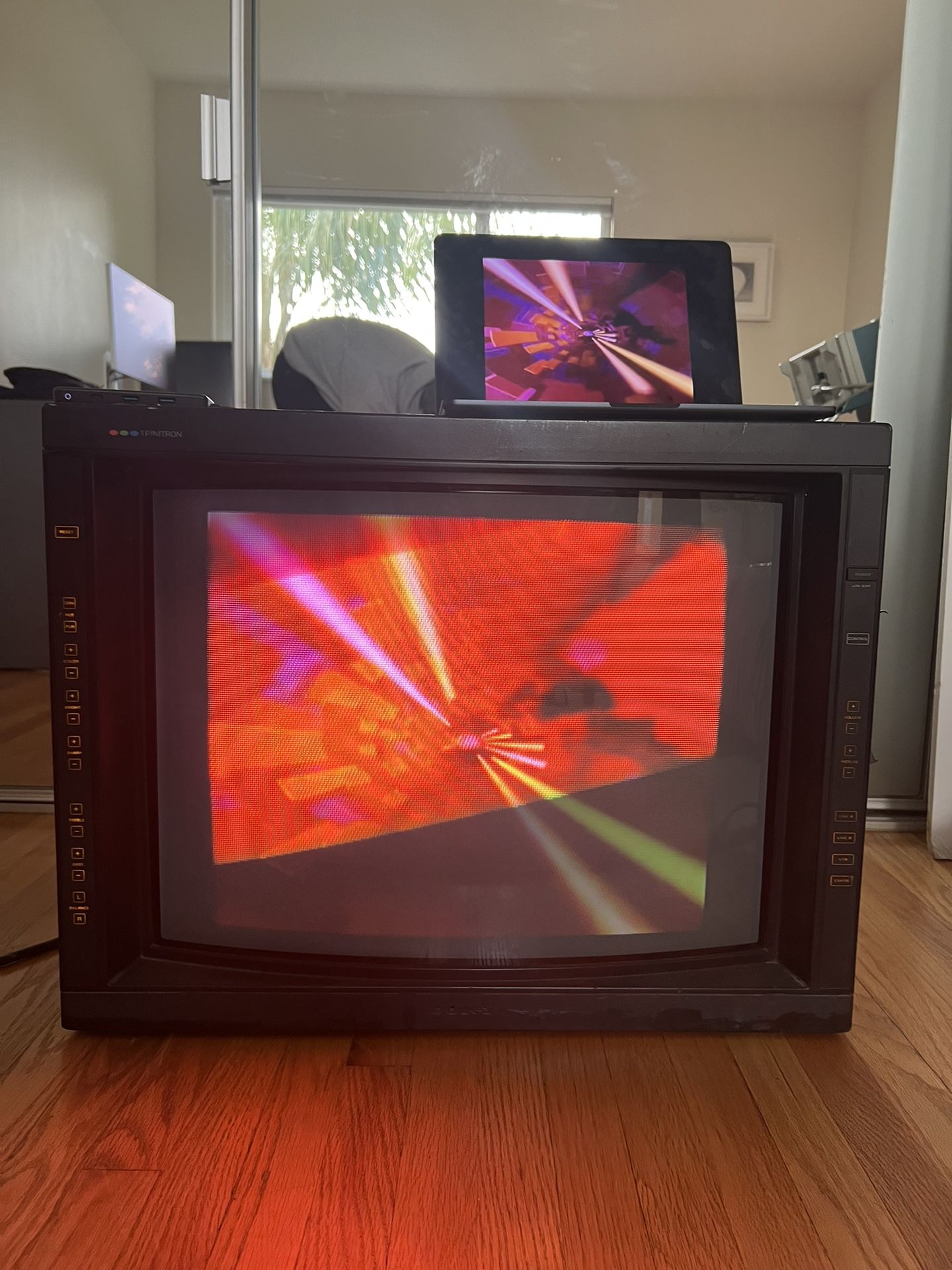 Sony Trinitron Color Video Monitor PVM-2530