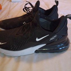 Airmax 270 Size 12 Like New Paid 169 At Famous Footwear 