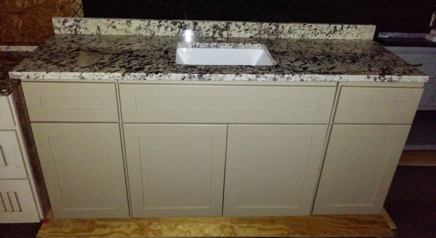 Bathroom Vanity 67 Inch / High Grade Granite / Slow Close / Solid Plywood 😷👍