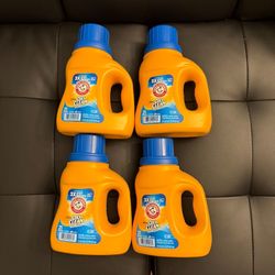 brand new laundry detergent (total 4 bottles)