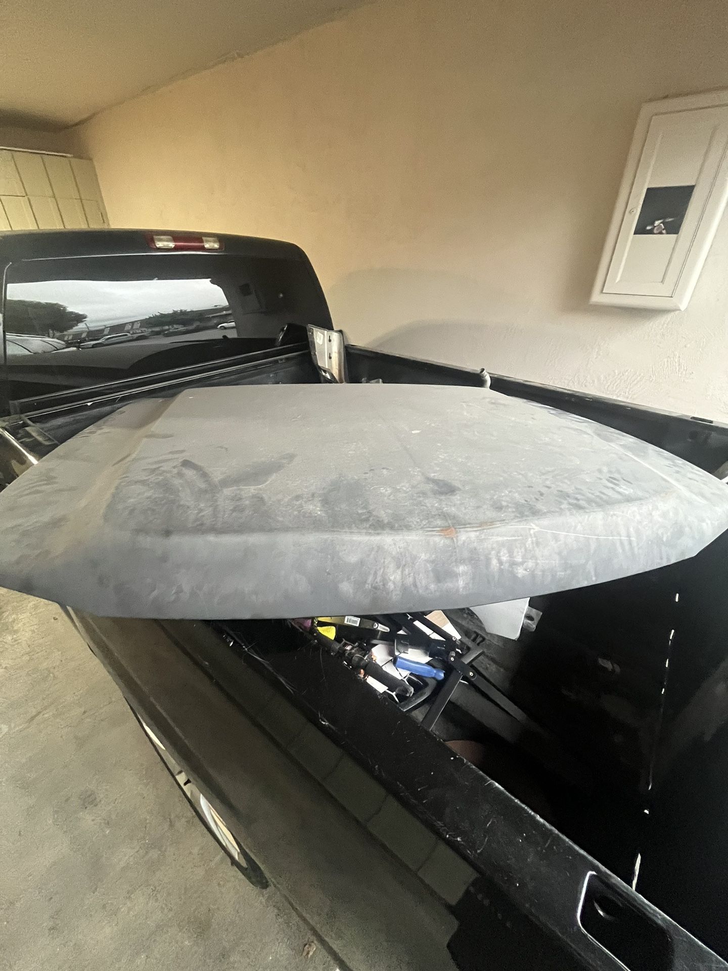 05 Silverado Truck Hood 