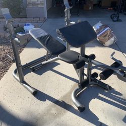 Two piece weight bench
