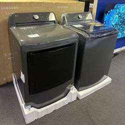 LG Washer And Gas Dryer Brand New 