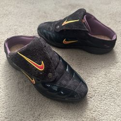 Kids of Immigrants x Nike Total 90 Velvet Brown