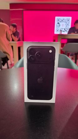 IPhone 18 Pro Max 5G Tmobile and Metro PCS 256gb