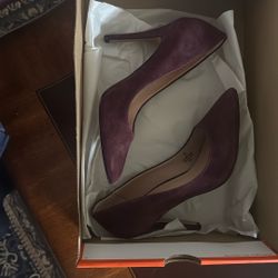 Neman Marcus Size 6m Heels 