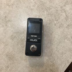 Guitar tuning pedal