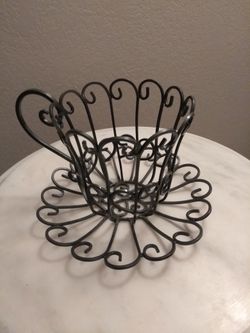 Iron cup decor