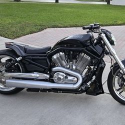 Vrod Muscle 2015