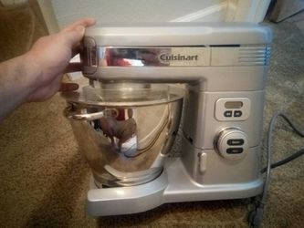 Cuisinart Mixer