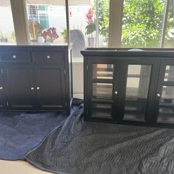 2 Piece China Cabinet 