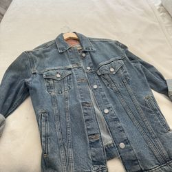 Levi’s Jean Jacket ——USED——