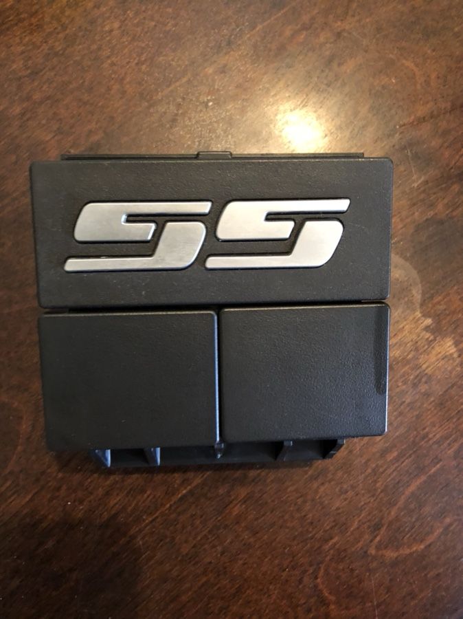 Silverado ss cheap dash emblem