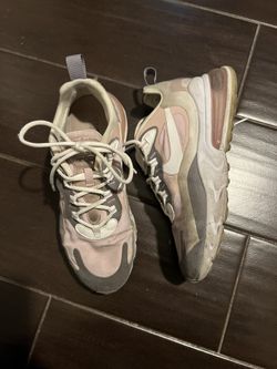 Nike Air 270 React