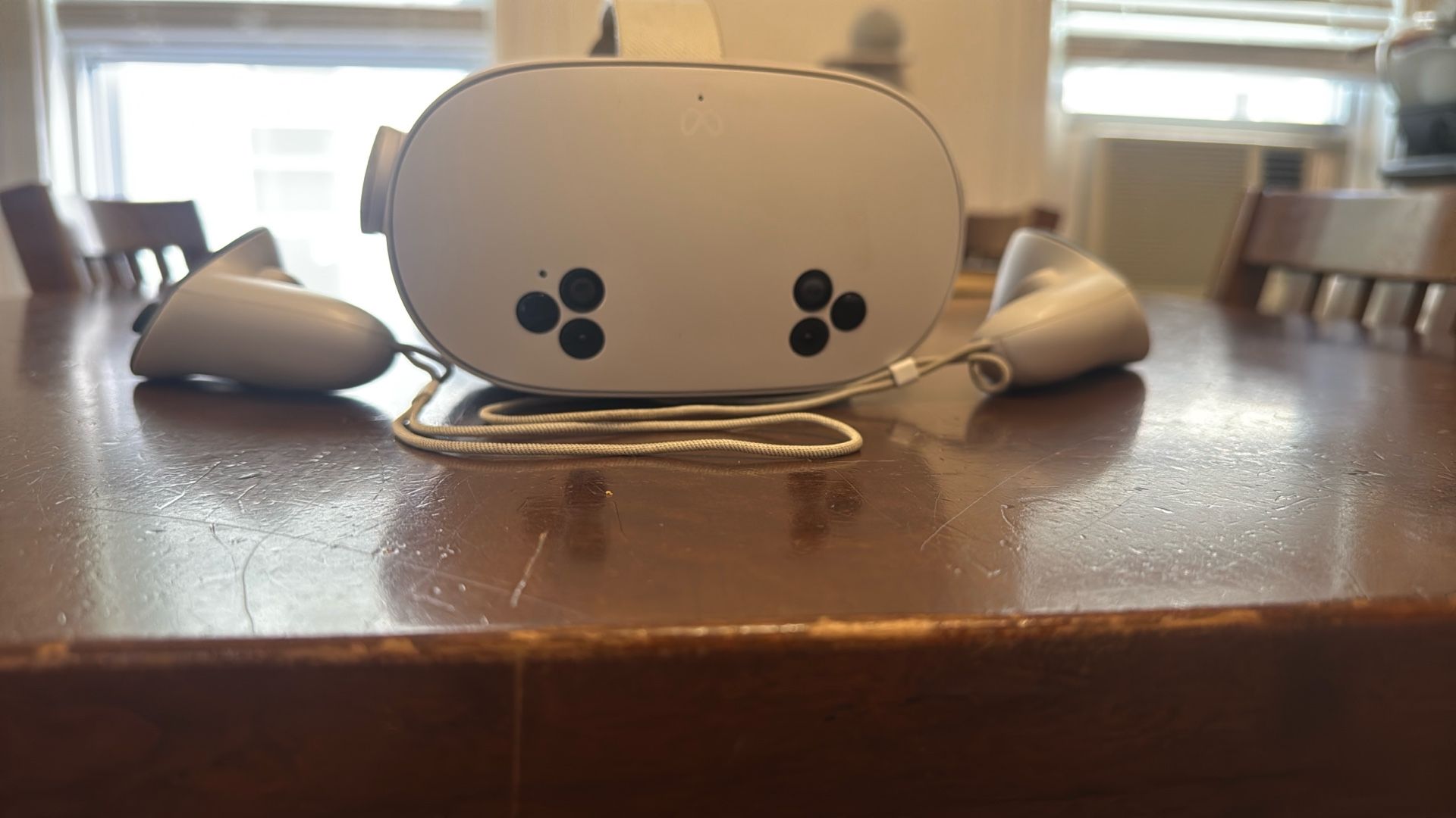 Virtual Reality Headset 