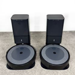 iRobot Roomba i3 Wi-Fi Vacuum Cleaner w/ Self Emptying Base