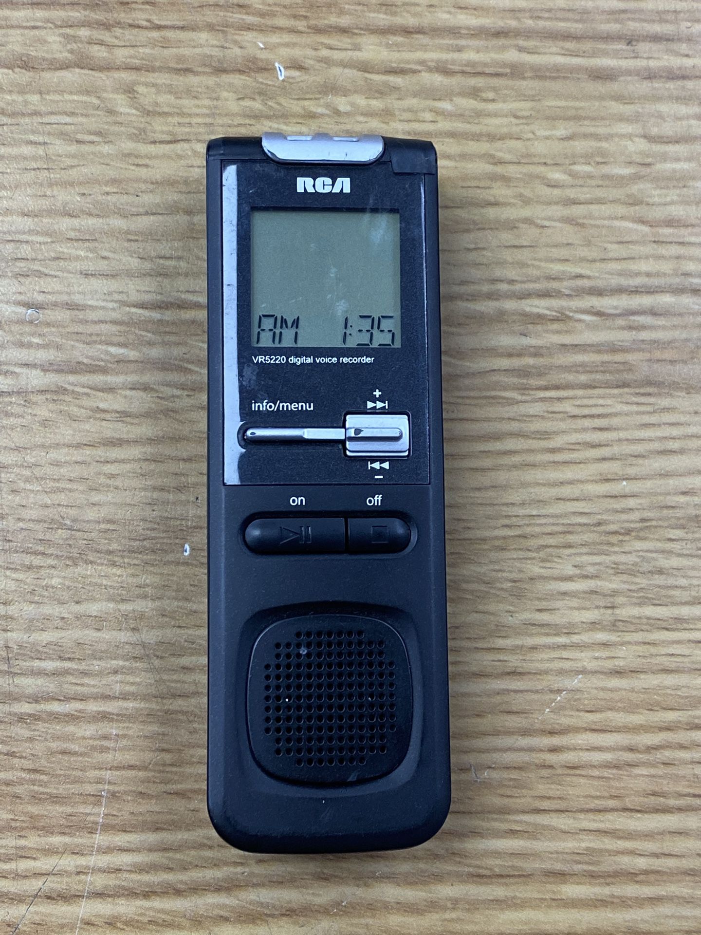 RCA Handheld Digital Voice Recorder VR5220-A USB Recorder