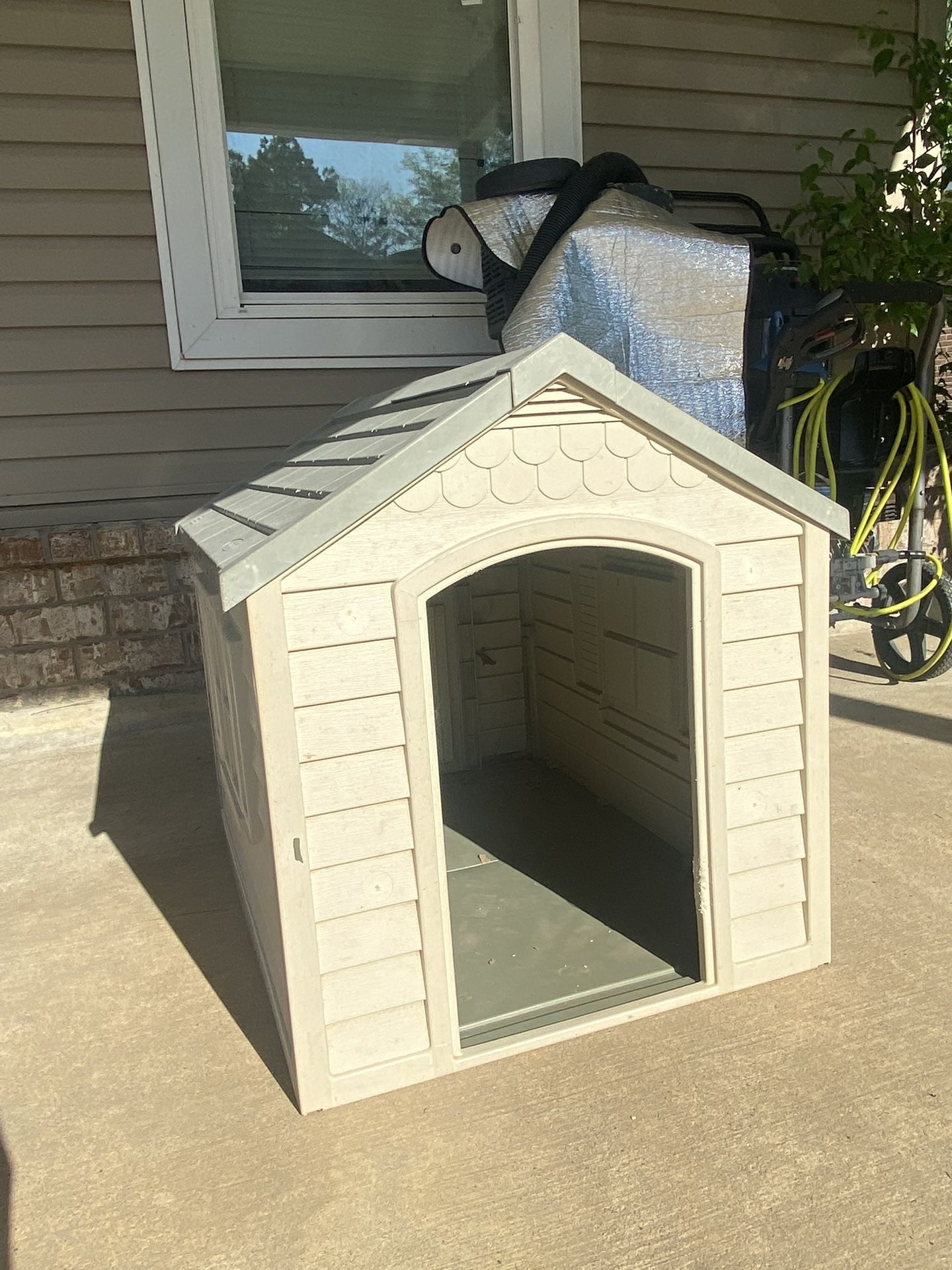 Dog House