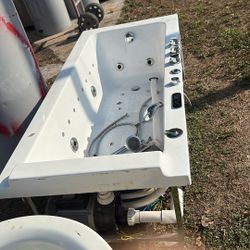 Jacuzzi 67x30