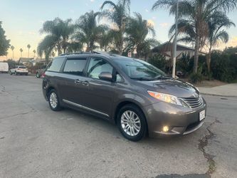 2011 Toyota Sienna