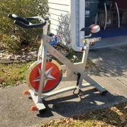 Sunny Health & Fitness Exercise Spin Bike
