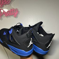 Air Jordan Retro 4