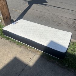 Twin size mattress
