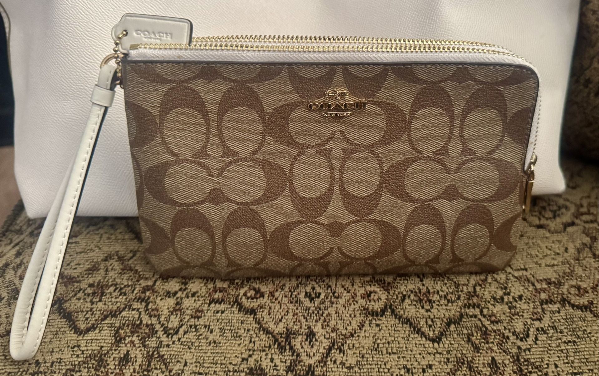 Coach Double Zip Wristlet In Signature Canvas