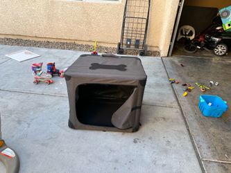 Large Soft-Sided Dog Crate / Pet Kennel – $25