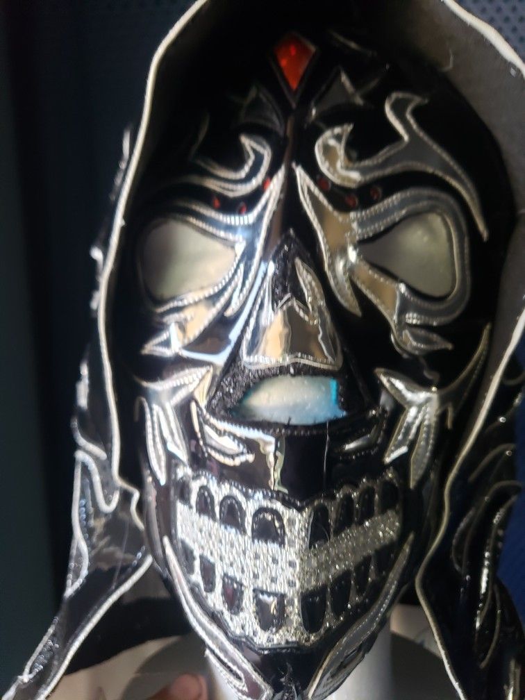 Mascara Semi De La Parka Negra...