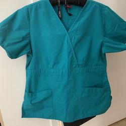 Dickies Woman’s Cotton Scrub Top Med Size