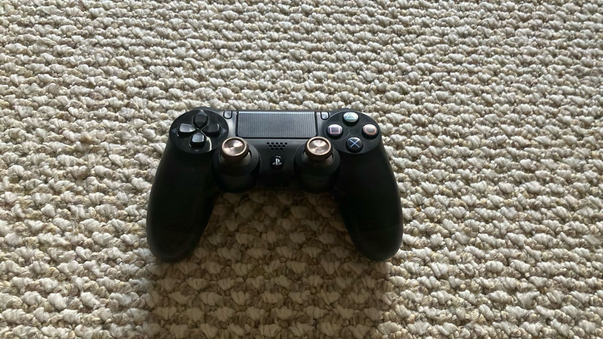 PS4 Controller