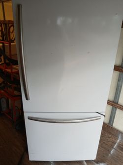MORA FRIDGE FREE DELIVERY PITTSBURGH PA