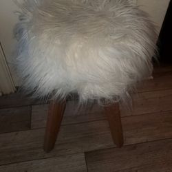 Hobby Lobby Faux- fur stool
11" W x 17" H
