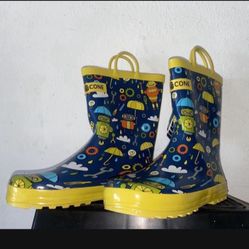 Rain boots Size 4, Worn Once ; For Kid Or Small Adult 