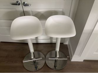 IKEA Janinge Swivel bar stools in white