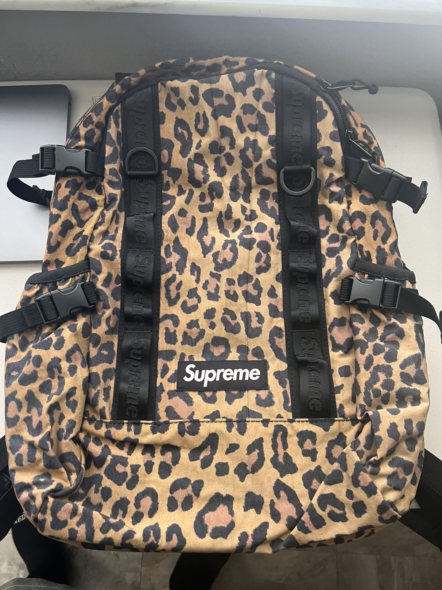 Supreme Back Pack 