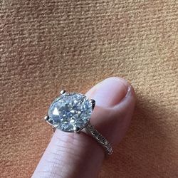 6 Carrot Engagement Ring 💍 Platinum Band