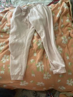 Women’s light pink pants