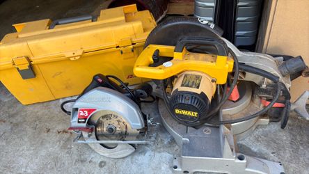 Dewalt  Miter & Skillsaw