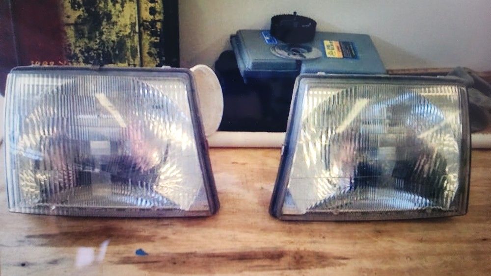Toyota Tacoma OEM Headlights