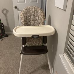 Baby High Chair/ Silla De Bebe Para Comer 