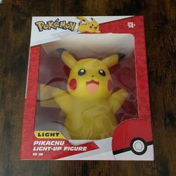Pokemon Pikachu 10 Inch Light Up Figure 