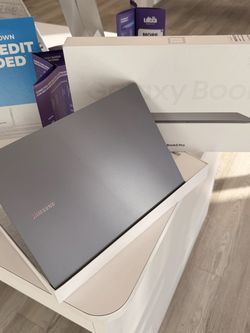 Samsung - Galaxy Book5 Pro - Copilot+ PC - 14" 3K AMOLED Touch-Screen Laptop (Opened Box) Intel Core Ultra 7 - 32GB Memory - 1TB SSD Gray