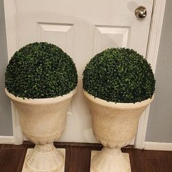 Worth Garden Plastic Urn Planters For Outdoor Plants, Tree 22'' Tall 2 Pack Round Classic Resin Flower Pots Indoor Beige Traditional Front Porch 15 In