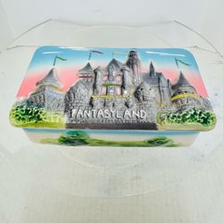 vintage 1950s Disneyland Fantasyland 3D ceramic trinket or cigarette box