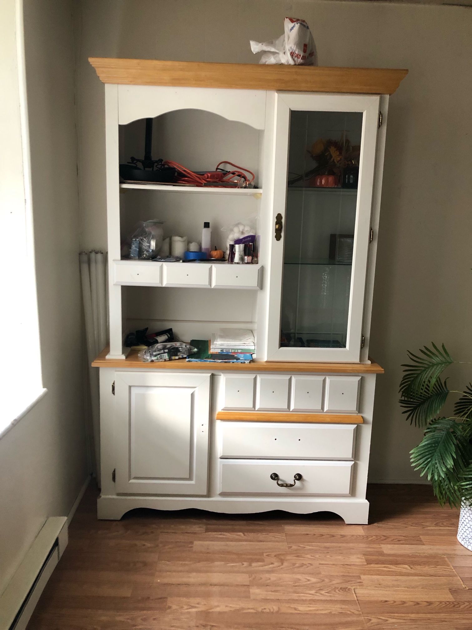 Dining Hutch