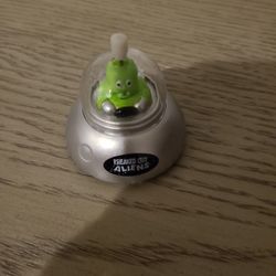 Wind Up Collectible Alien in Space Ship Freaked Out Alens HANS Toy Figure 90s